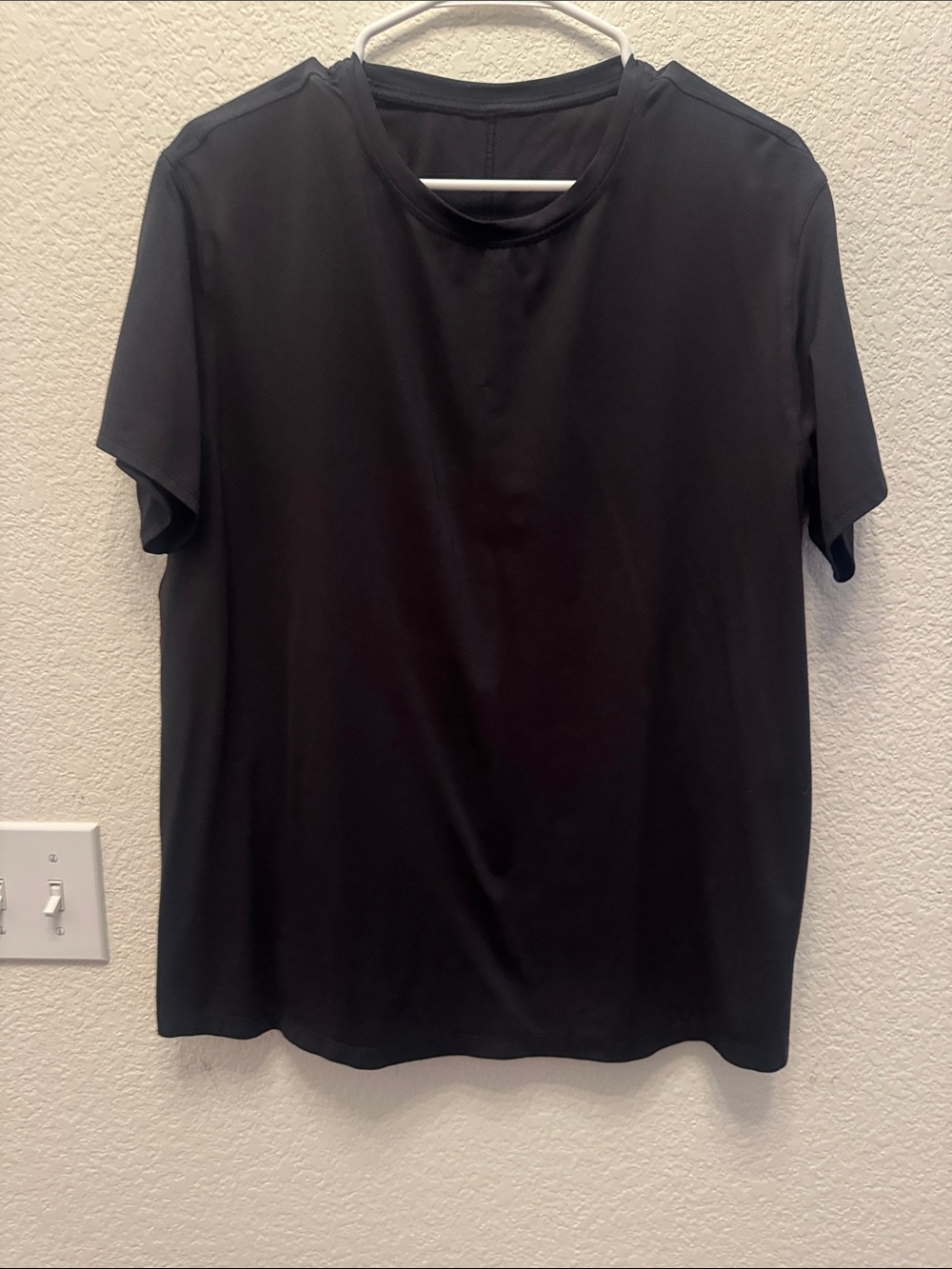 Women’s Lululemon Black Crew Neck T-Shirt